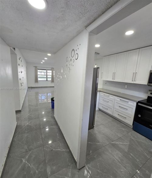 apt-2b-5130 Sw 40th Ave, Fort Lauderdale, FL, 33314-5747 | Card Image