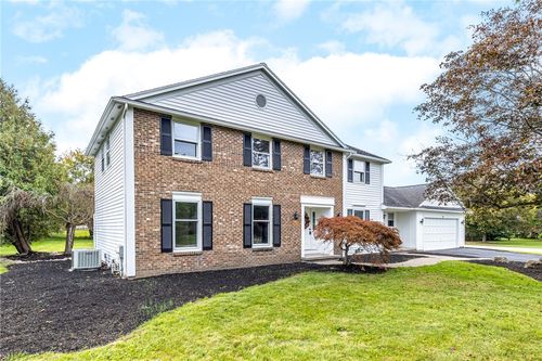 3 Hidden Mdw, Penfield, NY, 14526-1652 | Card Image