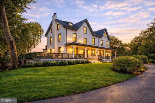 34 1/2 Mary Jane Ln, NEWTOWN SQUARE, PA, 19073-4007 | Card Image