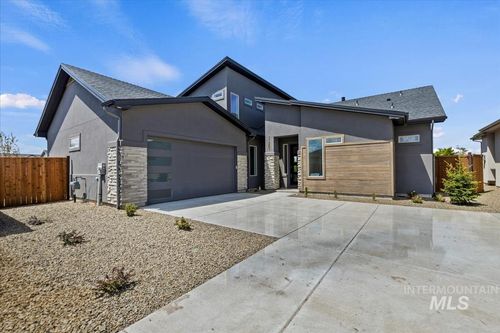 11126 S Corballis Ln, Kuna, ID, 83634-1158 | Card Image