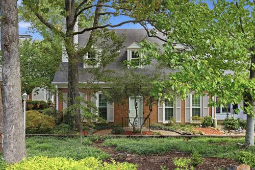 apt-104-2401 Wentwood Valley Dr, Little Rock, AR, 72212-3651 | Card Image