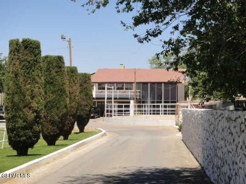 8614 Holmsley Trl, El Paso, TX, 79907-2506 | Card Image