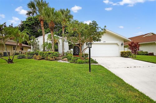16791 Boca Delray Dr, Delray Beach, FL, 33484-6922 | Card Image