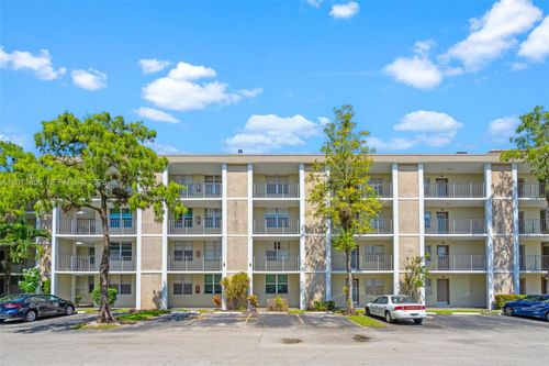 213-2900 Nw 48th Ter, Lauderdale Lakes, FL, 33313 | Card Image