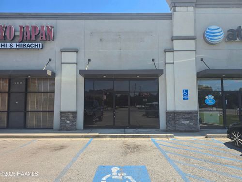 106-3015 Veterans Memorial Dr, Abbeville, LA, 70510-4150 | Card Image