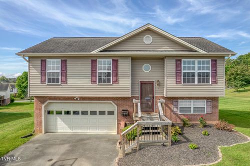 97 Mountain Creek Ct, Jonesborough, TN, 37659-4487 | Card Image