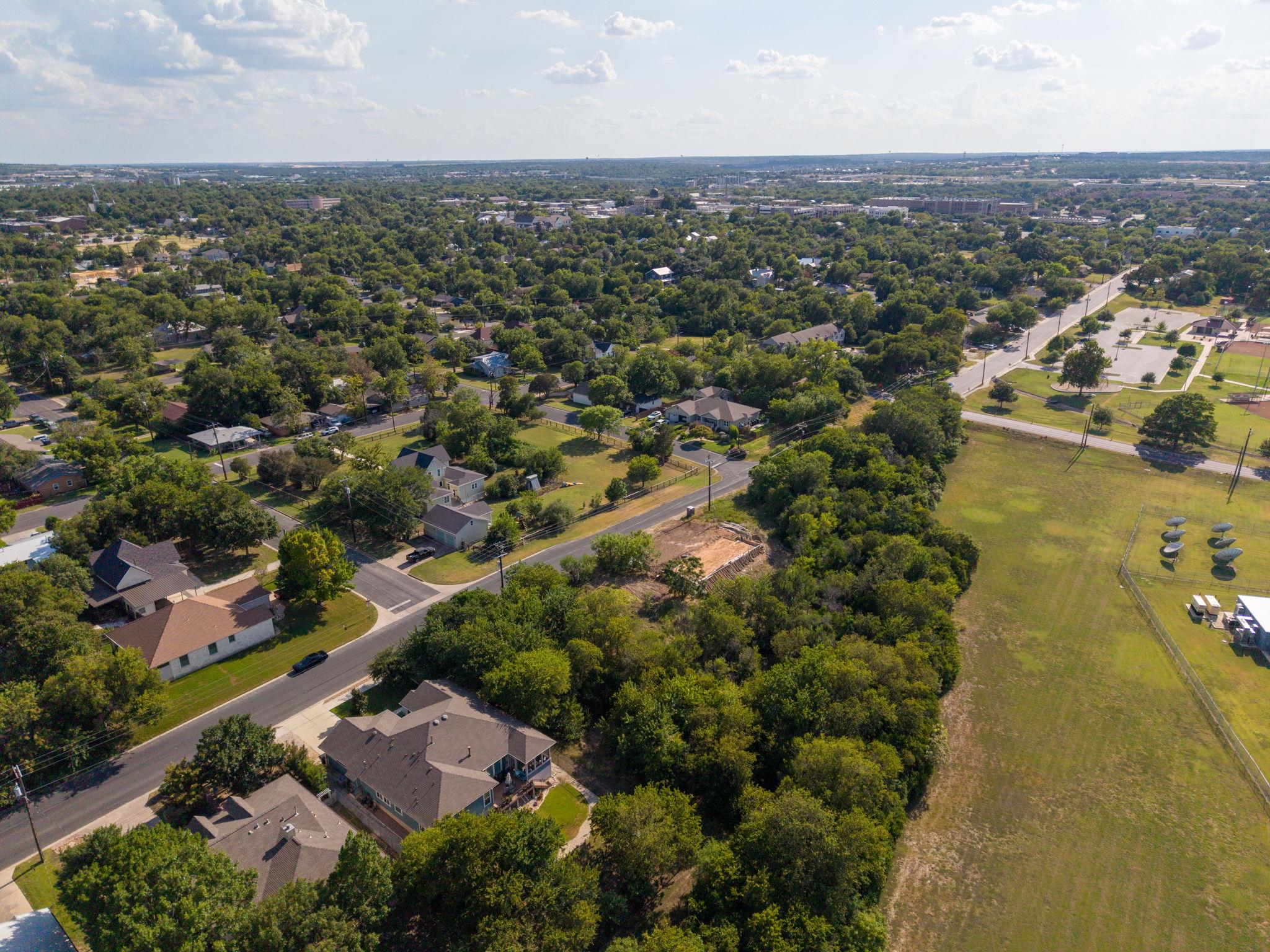 Land in Georgetown 3