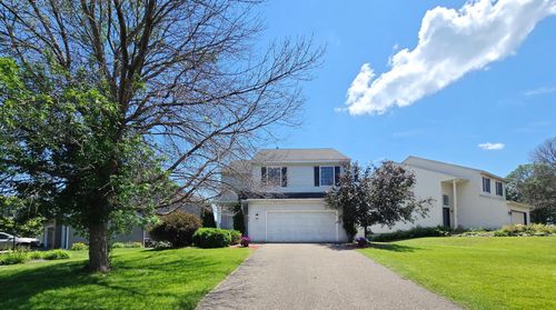 8358 Savanna Oaks Ln, Woodbury, MN, 55125-9575 | Card Image