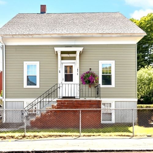 5 Bow St, Salem, MA, 01970-1113 | Card Image