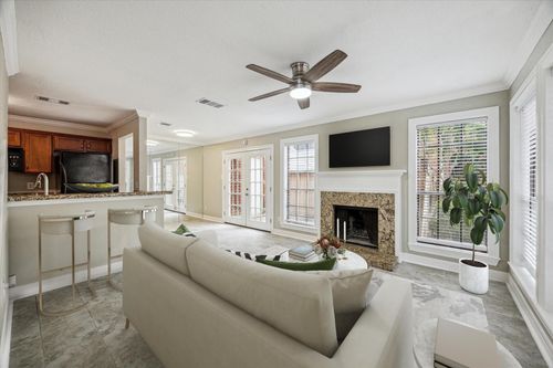 apt-9-2211 S Kirkwood Rd, Houston, TX, 77077-6135 | Card Image