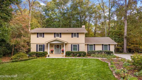 300 Corby Ln, Knoxville, TN, 37934-2718 | Card Image