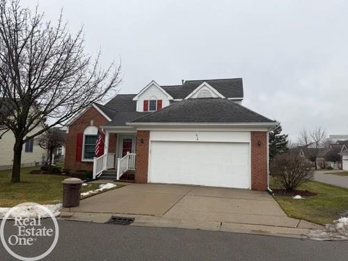 616 Eastway Cir, Lapeer, MI, 48446-2889 | Card Image