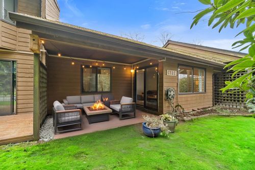 4208 Garden Grove Dr, Burnaby, BC, V5G4G6 | Card Image