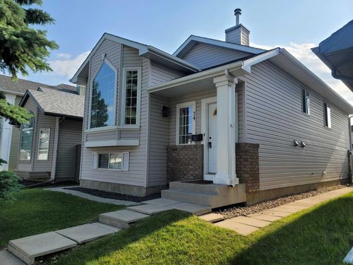 74 Anaheim Circle Ne, Calgary, AB, T1Y7E1 | Card Image