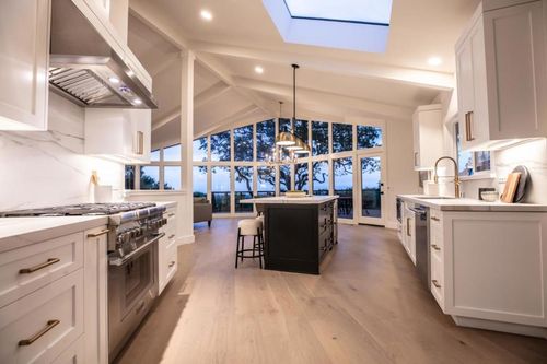 250 Hardwick Rd, Redwood City, CA, 94062 | Card Image