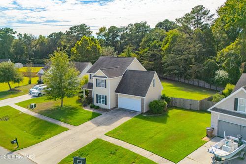 222 Diamond Ct, Jacksonville, NC, 28546-8742 | Card Image