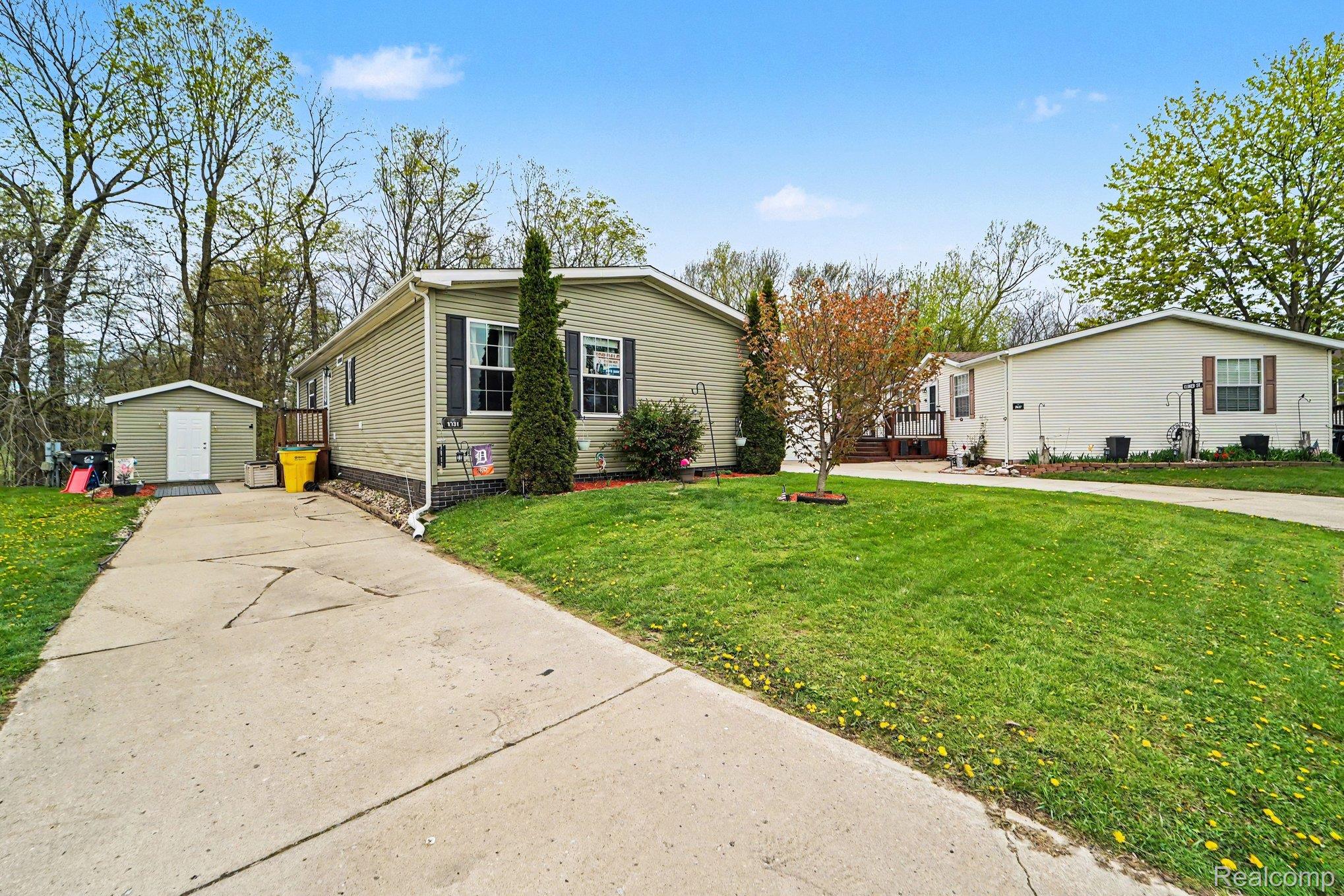 Residential in Salem Township