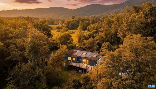 1562 Afton Mountain Rd, AFTON, VA, 22920-2303 | Card Image