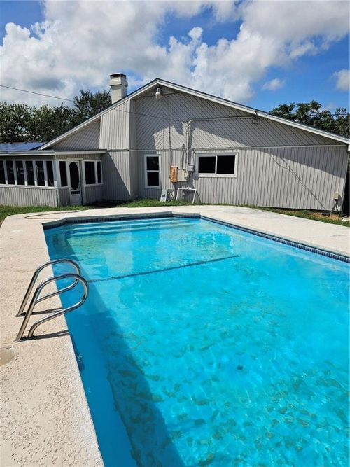 2313 Retta Dr, Corpus Christi, TX, 78418-5403 | Card Image