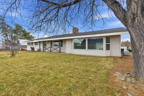 1915 Sw 23rd St, Redmond, OR, 97756-8819 | Card Image