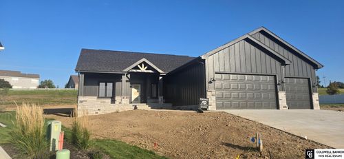 11005 S 217th St, Gretna, NE, 68028-3713 | Card Image