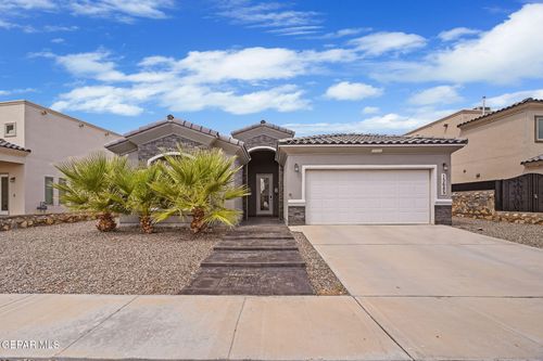 13685 Bradford St, Horizon City, TX, 79928-7517 | Card Image