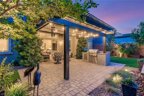 6092 Willow Rock St, Las Vegas, NV, 89135-1481 | Card Image