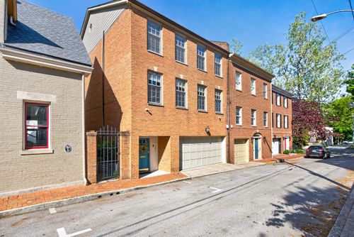 350 New St, Lexington, KY, 40507-1022 | Card Image