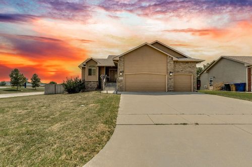 713 E Zuni St., Kechi, KS, 67067-9084 | Card Image
