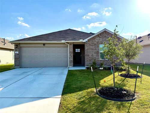307 Abbey Ln, Lockhart, TX, 78644-3680 | Card Image
