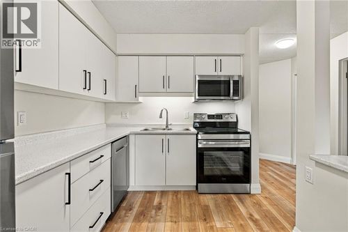 13-3085 Kingsway Drive, Kitchener, ON, N2C2P2 | Card Image