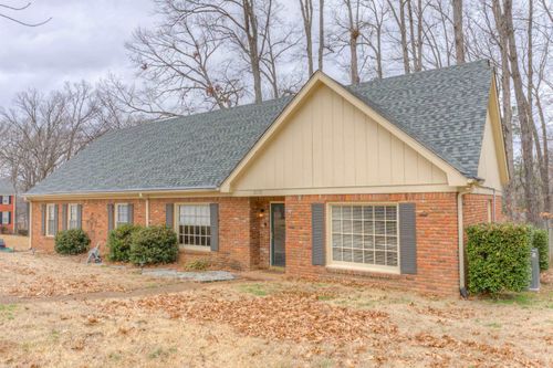 2110 Woodside Dr, Germantown, TN, 38138-4026 | Card Image