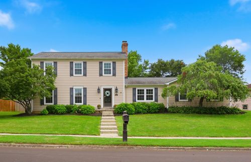 933 Witthuhn Way, Lexington, KY, 40503-4157 | Card Image