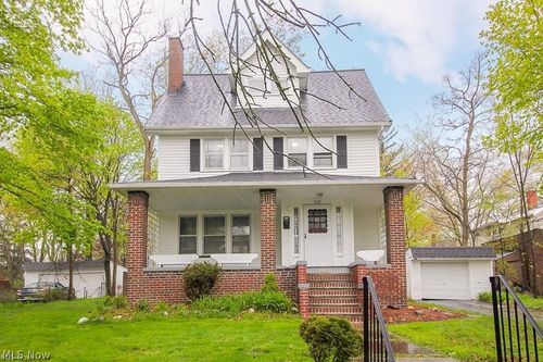 1462 Parkhill Rd, Cleveland Heights, OH, 44121-1738 | Card Image