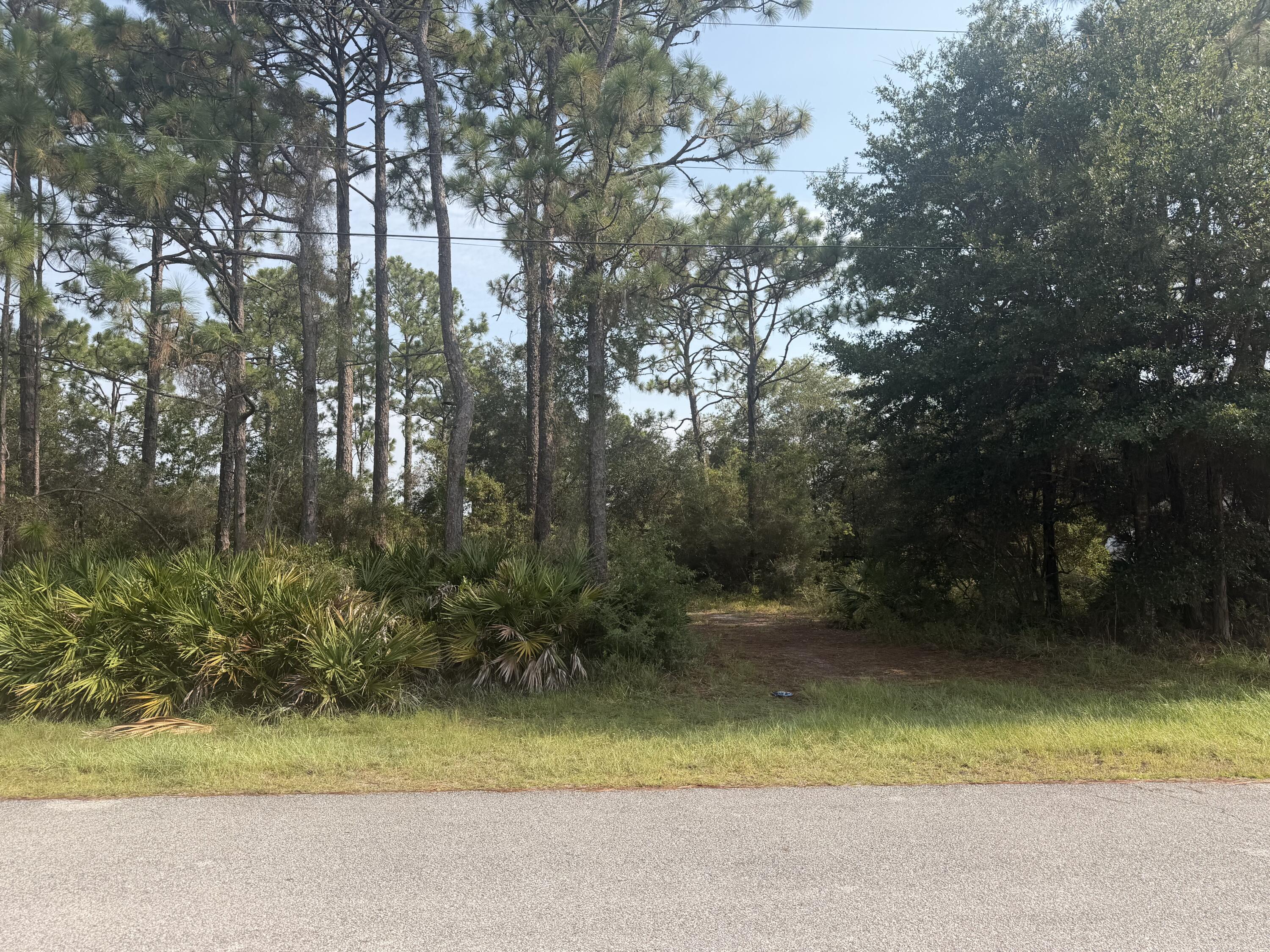 Land in Navarre 3