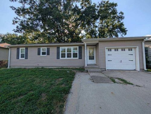 819 N Lincoln Ave, Marshall, MO, 65340-1235 | Card Image