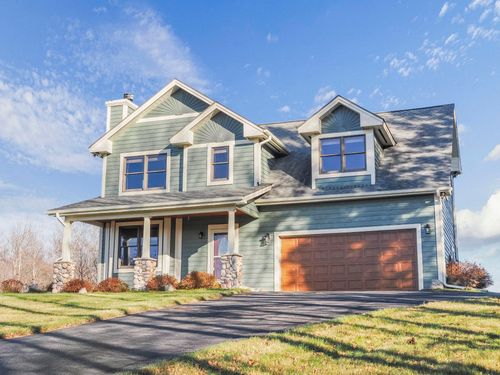 9865 Paradise Hills Dr, Central Lake, MI, 49622-9582 | Card Image