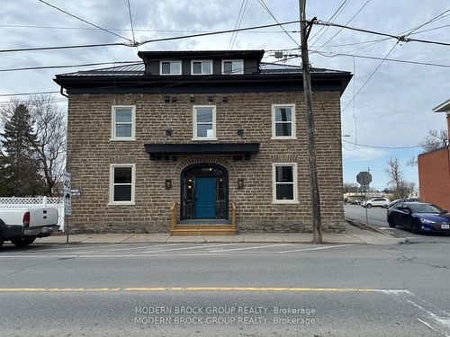 102-5 Clothier St W, Kemptville, ON, K0G1J0 | Card Image