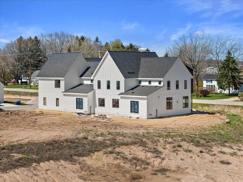 10-498 Bastle Wynd, PORT WASHINGTON, WI, 53074 | Card Image