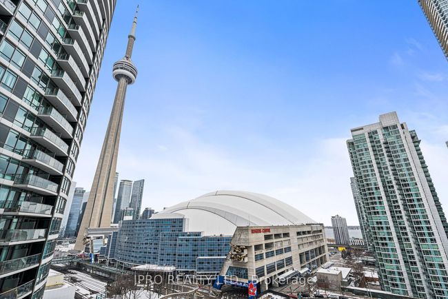 1808 - 373 Front St W, Condo with 3 bedrooms, 2 bathrooms and 1 parking in Toronto ON | Image 16