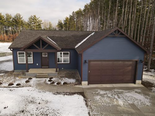 1006 Mechanic St, Big Rapids, MI, 49307 | Card Image