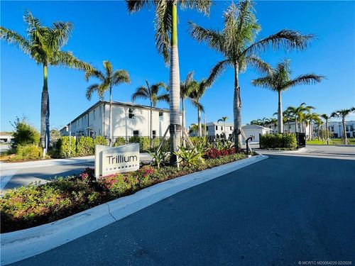 3913 Mentmore Ln, Stuart, FL, 34997-6443 | Card Image