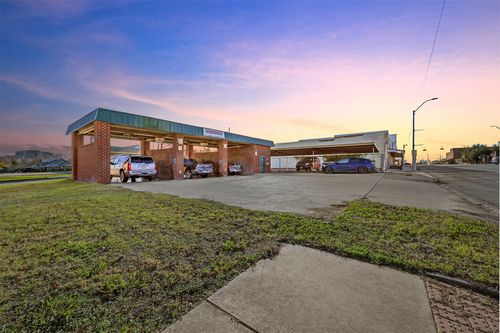 108 E Main St, Itasca, TX, 76055-2119 | Card Image