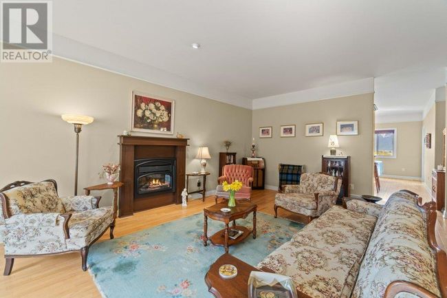 7 - 881 16 St Ne, House other with 3 bedrooms, 3 bathrooms and 2 parking in Salmon Arm BC | Image 8