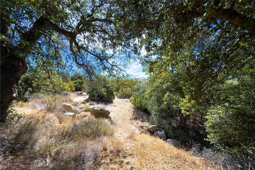1 Old Stone Hill Rd, Warner Springs, CA, 92086 | Card Image