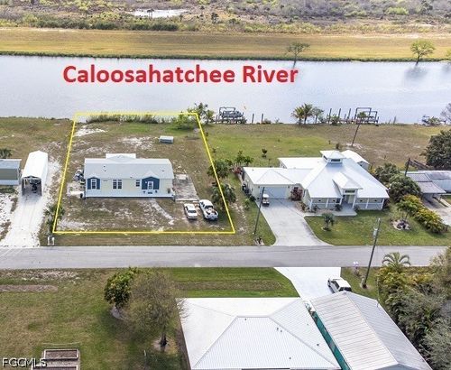1084 Anchor Ln, MOORE HAVEN, FL, 33471-5613 | Card Image