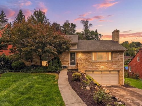 421 Kurt Dr, Pittsburgh, PA, 15243-1931 | Card Image