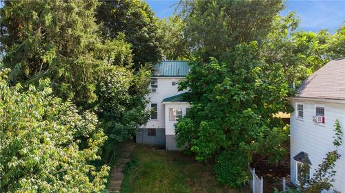 311 Lowell St, Vandergrift, PA, 15690-1566 | Card Image