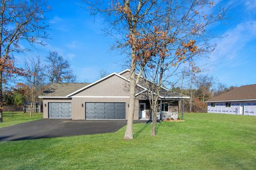 4680 Cedar Scenic Rd, Baxter, MN, 56425-3000 | Card Image