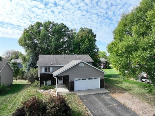 1332 Creekside Dr, Waconia, MN, 55387-1180 | Card Image
